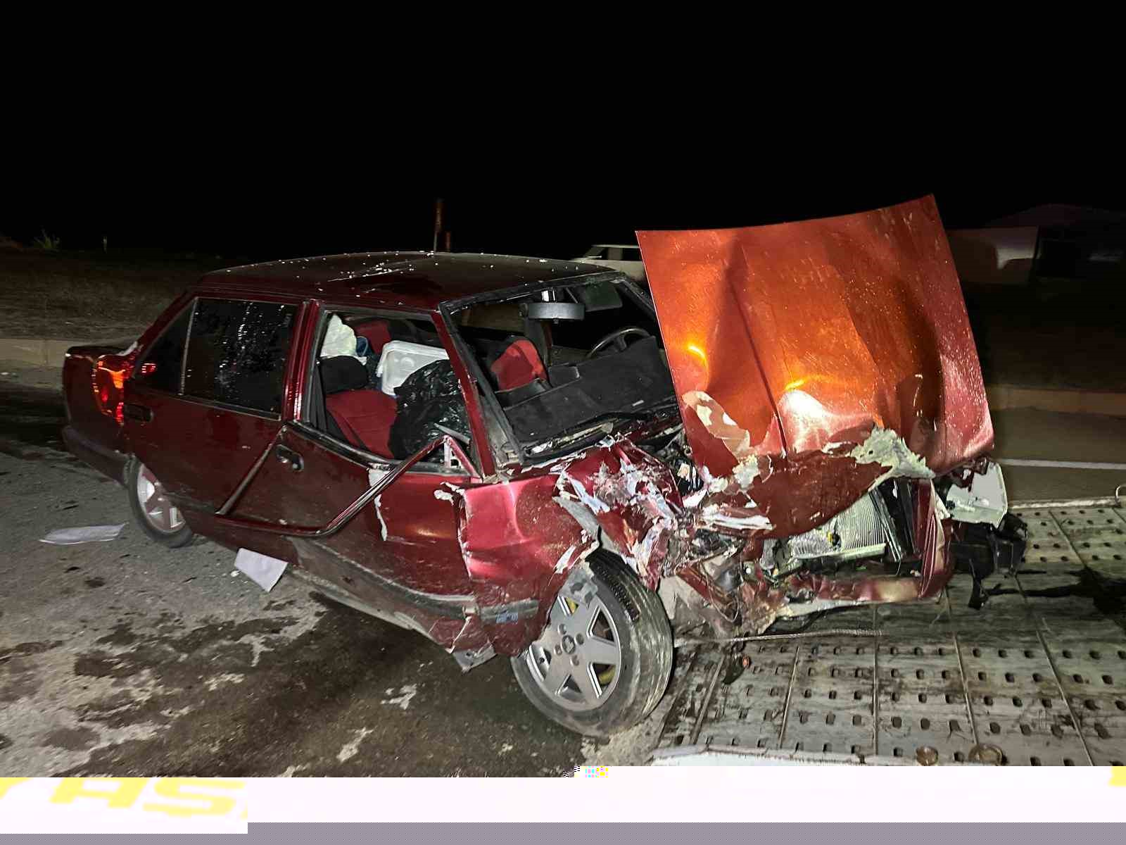 Uşak trafik kazası - Uşak'ta Korkunç Kaza: Cezaevi Kavşağı'nda Zincirleme Çarpışma! 6 Yaralı